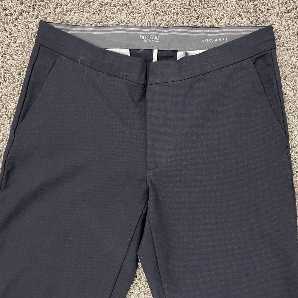 Men’s Dockers Alpha Pants w/ Smart 360 Flex, 34x32 - Picture 6 of 12